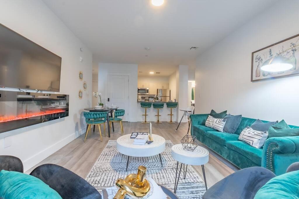 2 Bedroom 2 Bath Suite, Near American Dream And The Airport, Free Parking, King Bed And 2 Queen Beds, Washer And Dryer Orange Εξωτερικό φωτογραφία
