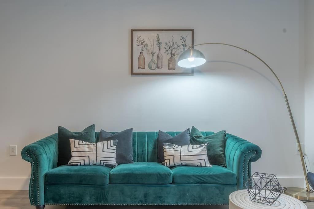 2 Bedroom 2 Bath Suite, Near American Dream And The Airport, Free Parking, King Bed And 2 Queen Beds, Washer And Dryer Orange Εξωτερικό φωτογραφία