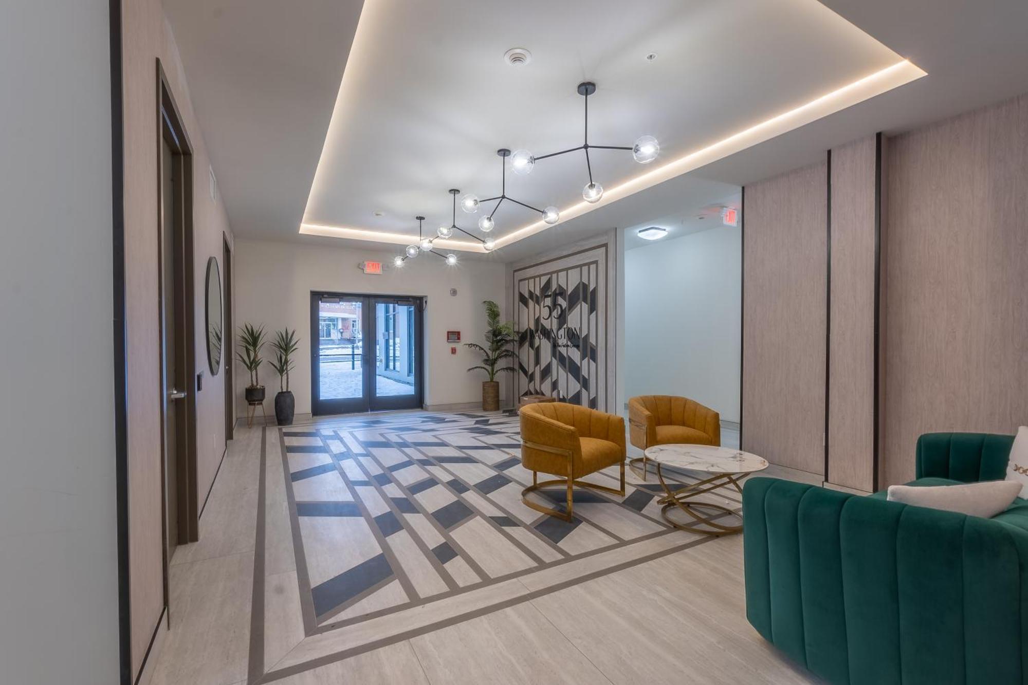 2 Bedroom 2 Bath Suite, Near American Dream And The Airport, Free Parking, King Bed And 2 Queen Beds, Washer And Dryer Orange Εξωτερικό φωτογραφία